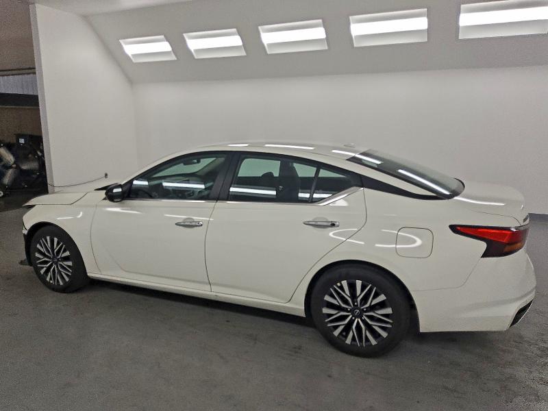 Photo 2 from auction – 2025 NISSAN ALTIMA SV with VIN 1N4BL4DV8SN354597
