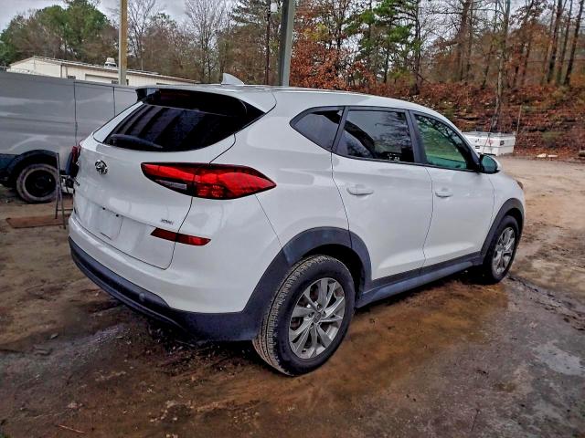 Photo 3 from auction – 2019 HYUNDAI TUCSON SE with VIN KM8J2CA43KU837530