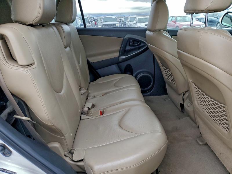 Photo 10 from auction – 2011 TOYOTA RAV4 LIMIT with VIN 2T3DF4DV5BW176070