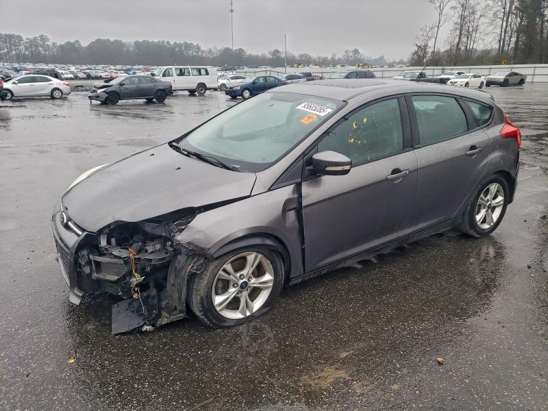FORD FOCUS SE 2014 con VIN 1FADP3K22EL312863 - Foto de la subasta