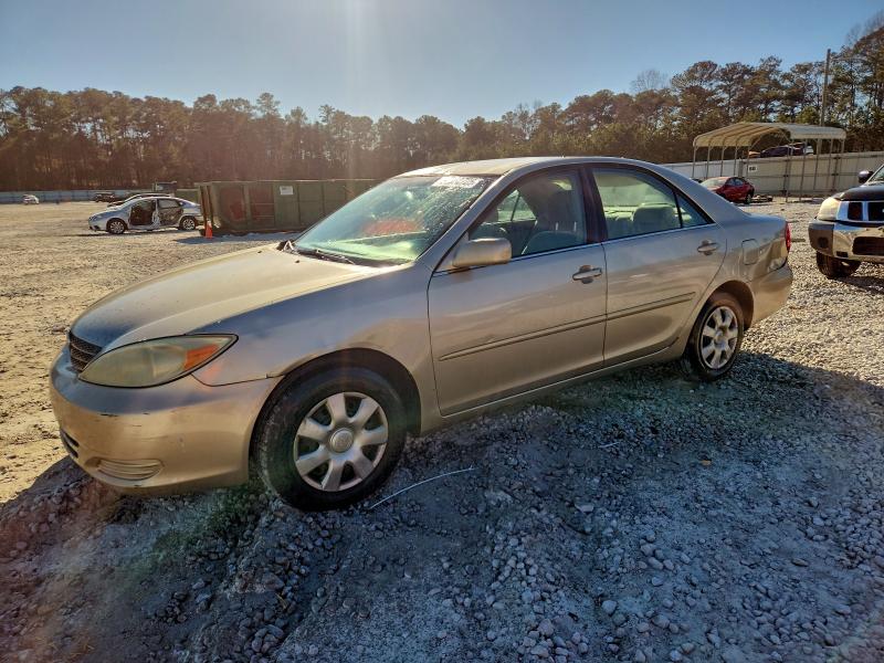 TOYOTA CAMRY LE 2004 with VIN 4T1BE32K84U920804 - Photo from auction