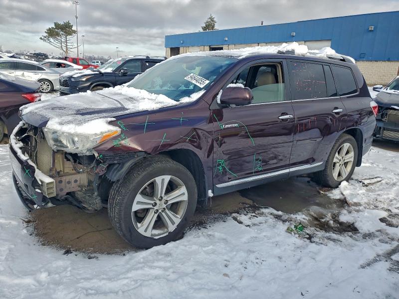TOYOTA HIGHLANDER 2012 with VIN 5TDDK3EH0CS118871 - Photo from auction