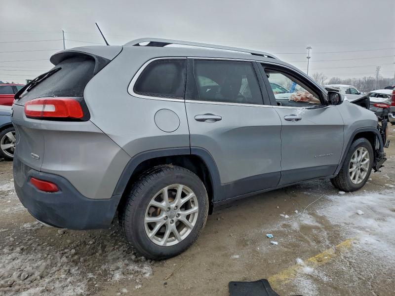 Photo 3 from auction – 2015 JEEP CHEROKEE L with VIN 1C4PJMCS4FW687585