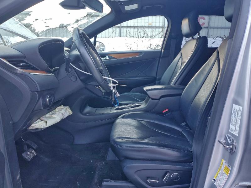 Photo 7 from auction – 2016 LINCOLN MKC RESERV with VIN 5LMCJ3D95GUJ00174