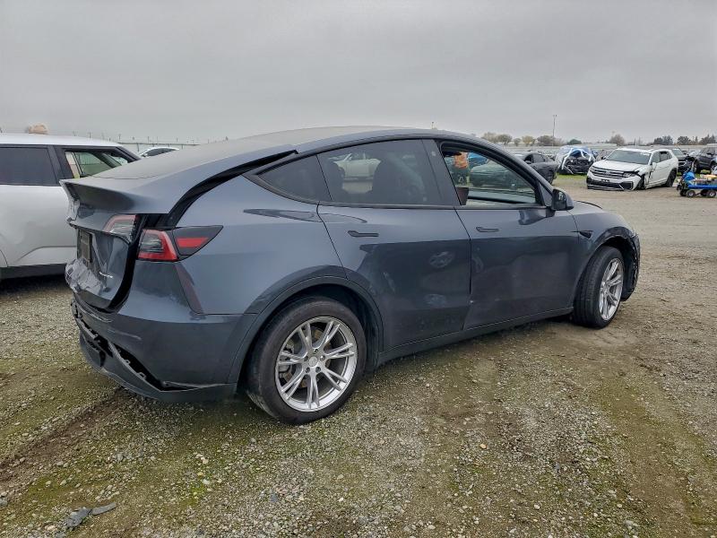 Photo 3 from auction – 2023 TESLA MODEL Y with VIN 7SAYGDEE7PA109657