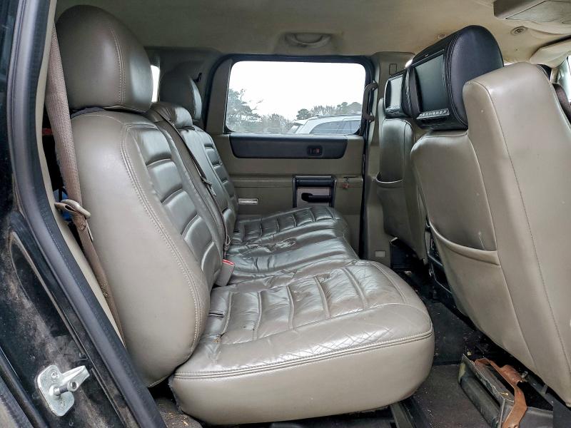 Photo 10 from auction – 2004 HUMMER H2 with VIN 5GRGN23U64H105304