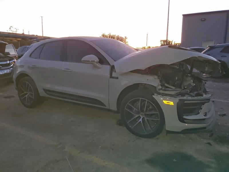 Photo 4 from auction – 2023 PORSCHE MACAN BASE with VIN WP1AA2A5XPLB20807