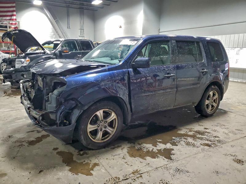 HONDA PILOT EX 2015 with VIN 5FNYF4H46FB016858 - Photo from auction