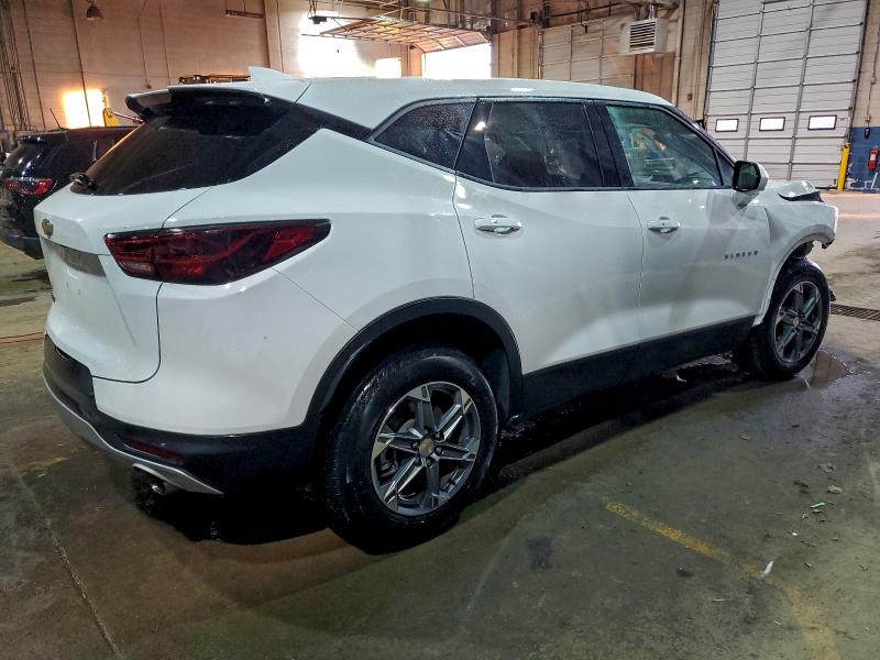 Photo 3 from auction – 2025 CHEVROLET BLAZER 2LT with VIN 3GNKBCR47SS269562