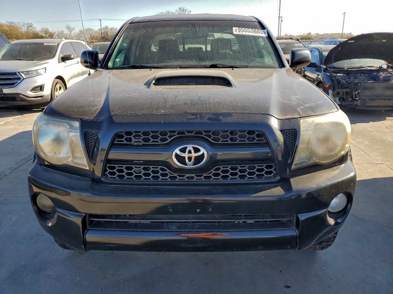Photo 5 from auction – 2011 TOYOTA TACOMA DOU with VIN 3TMLU4EN8BM071153