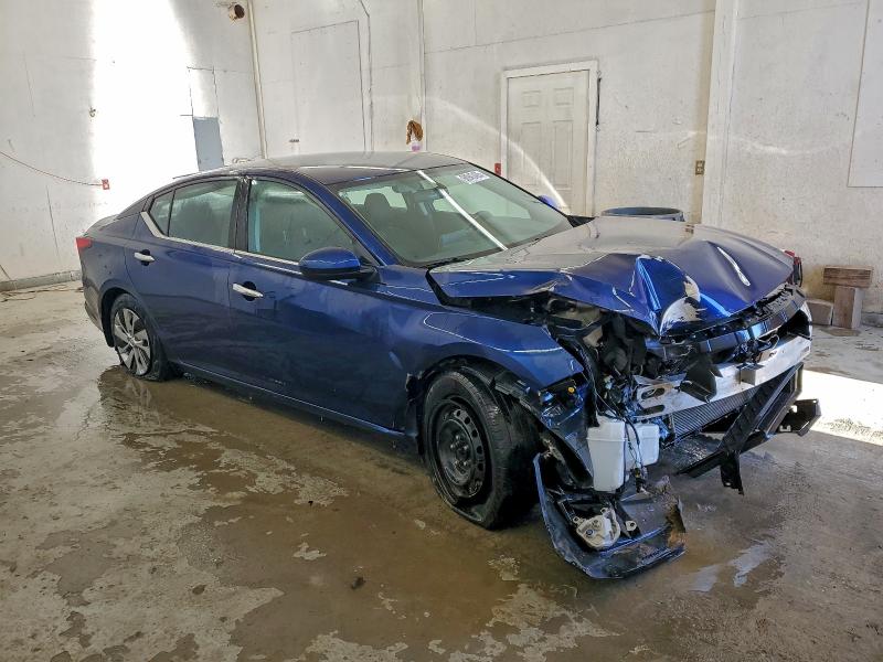 Photo 4 from auction – 2020 NISSAN ALTIMA S with VIN 1N4BL4BV3LC260482