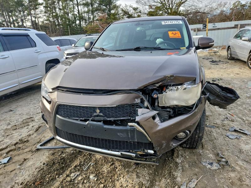 Photo 5 from auction – 2011 MITSUBISHI OUTLANDER with VIN JA4JS4AX3BU009296