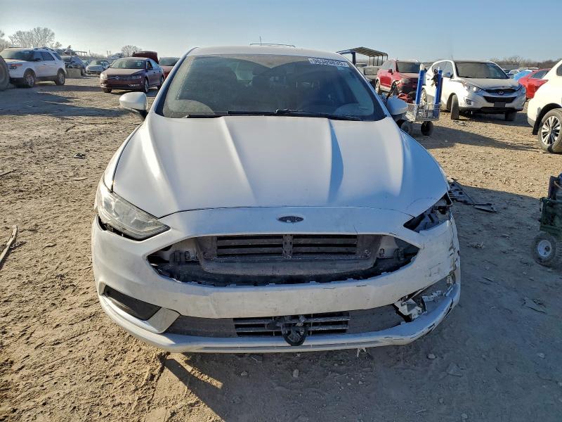 Photo 5 from auction – 2017 FORD FUSION with VIN 3FA6P0H75HR356033