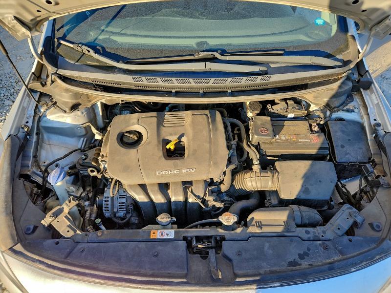 Photo 11 from auction – 2017 KIA FORTE LX with VIN 3KPFL4A78HE067565