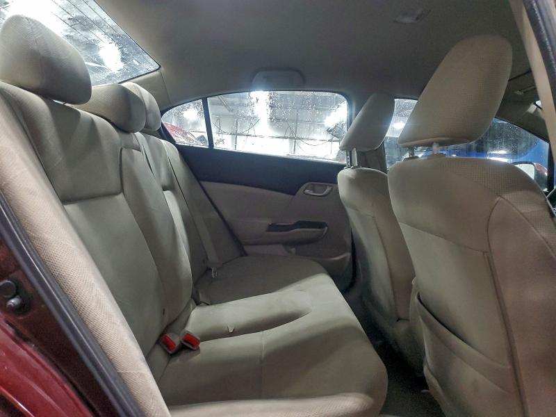 Photo 10 from auction – 2012 HONDA CIVIC LX with VIN 19XFB2F50CE051125