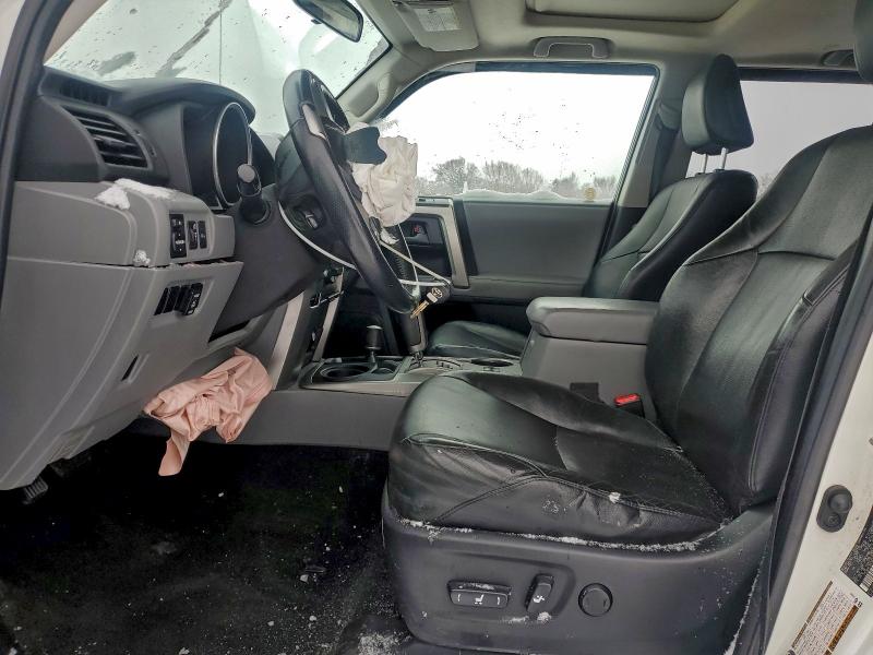 Photo 7 from auction – 2010 TOYOTA 4RUNNER SR with VIN JTEBU5JRXA5019758
