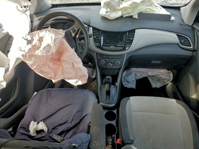 Photo 8 from auction – 2019 CHEVROLET TRAX with VIN 3GNCJKSB3KL289540