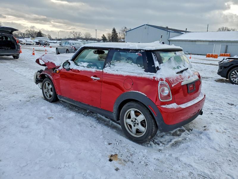 Photo 2 from auction – 2011 MINI COOPER with VIN WMWSU3C5XBT091573