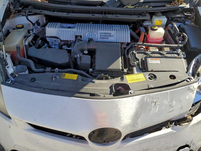 Photo 11 from auction – 2013 TOYOTA PRIUS with VIN JTDKN3DU6D5591307