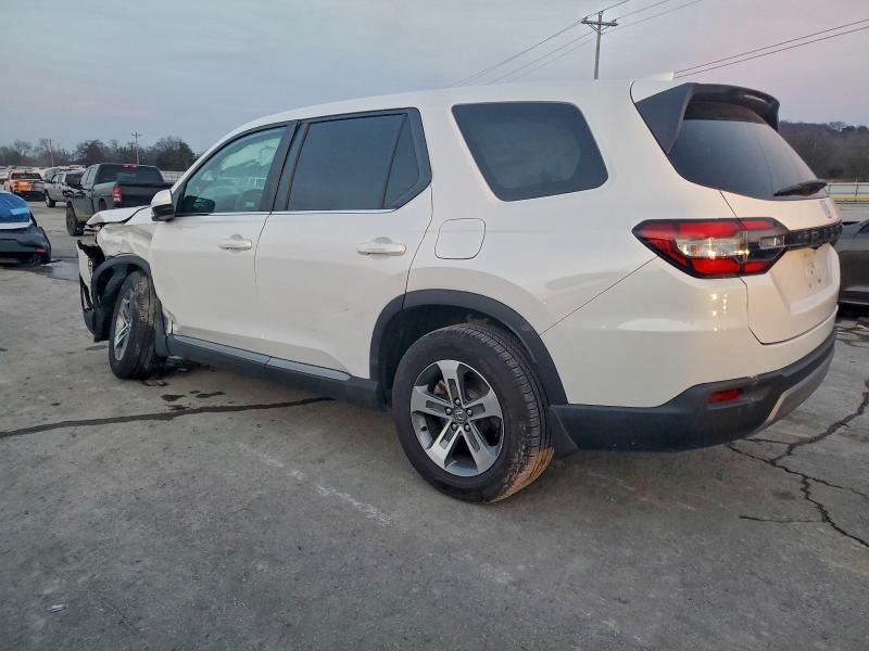 Photo 2 from auction – 2024 HONDA PILOT with VIN 5FNYG2H46RB008166