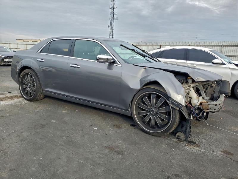 Photo 4 from auction – 2012 CHRYSLER 300 LIMITE with VIN 2C3CCACG1CH216205