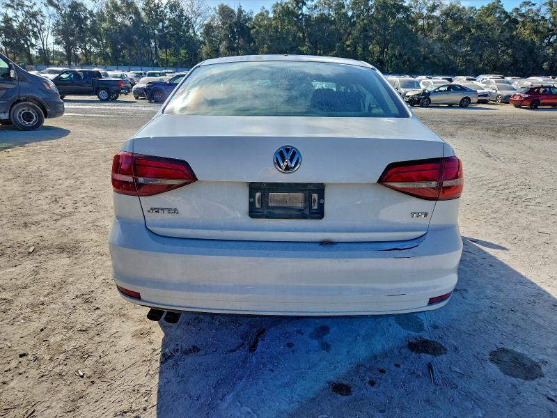 Photo 6 from auction – 2016 VOLKSWAGEN JETTA S with VIN 3VW267AJ2GM268933