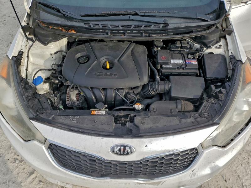 Photo 11 from auction – 2015 KIA FORTE EX with VIN KNAFZ4A83F5364210
