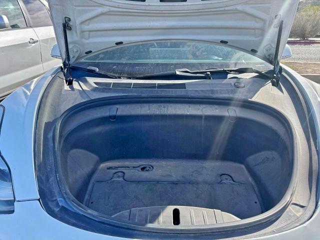 Photo 7 from auction – 2019 TESLA MODEL 3 with VIN 5YJ3E1EA9KF310013