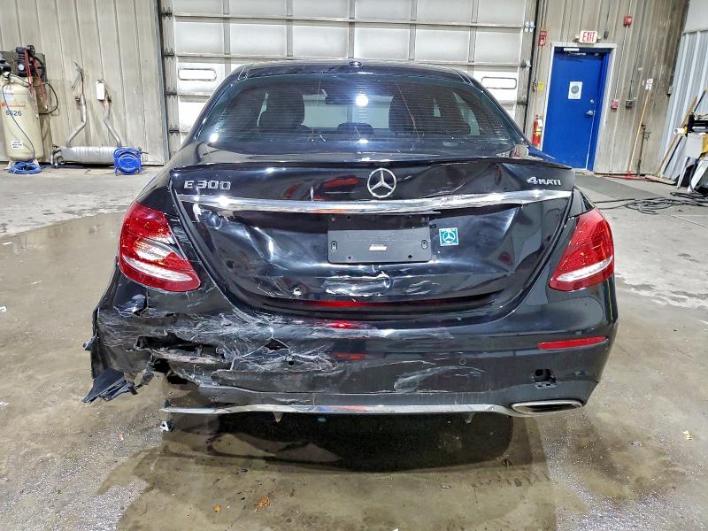 Photo 6 from auction – 2017 MERCEDES-BENZ E 300 4MAT with VIN WDDZF4KB9HA205730