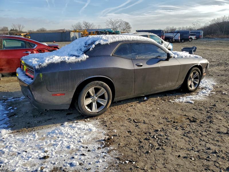 Photo 3 from auction – 2016 DODGE CHALLENGER with VIN 2C3CDZAGXGH101994