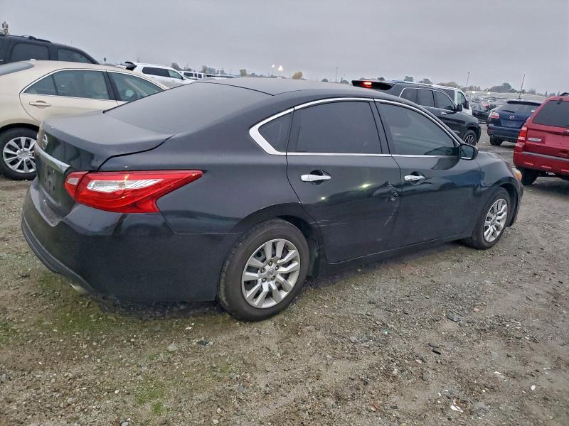 Photo 3 from auction – 2016 NISSAN ALTIMA 2.5 with VIN 1N4AL3AP4GN367821