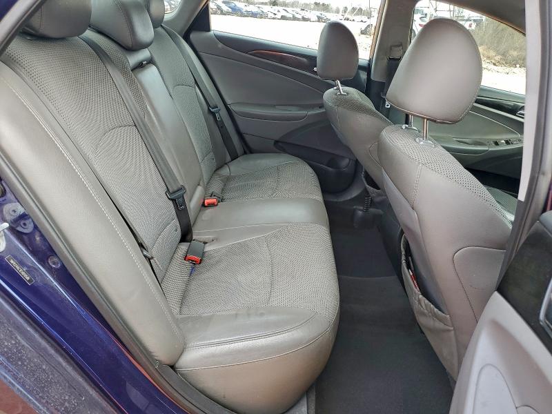 Photo 10 from auction – 2014 HYUNDAI SONATA SE with VIN 5NPEC4AC3EH818586
