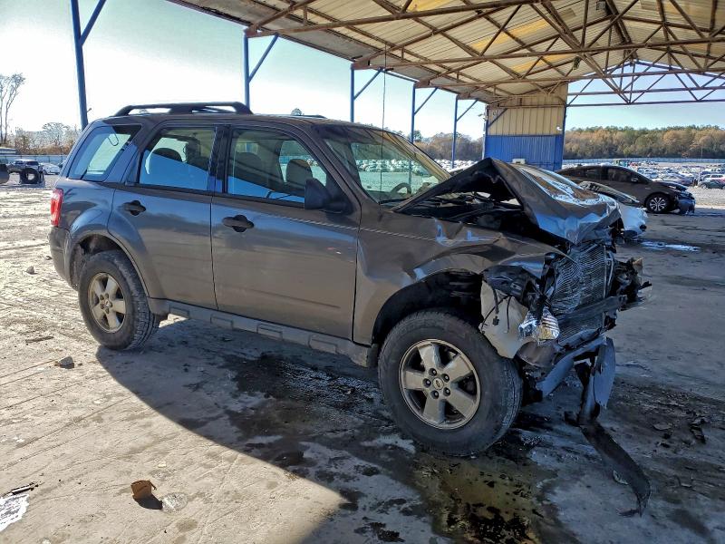 Photo 4 from auction – 2010 FORD ESCAPE XLS with VIN 1FMCU0C70AKB91530