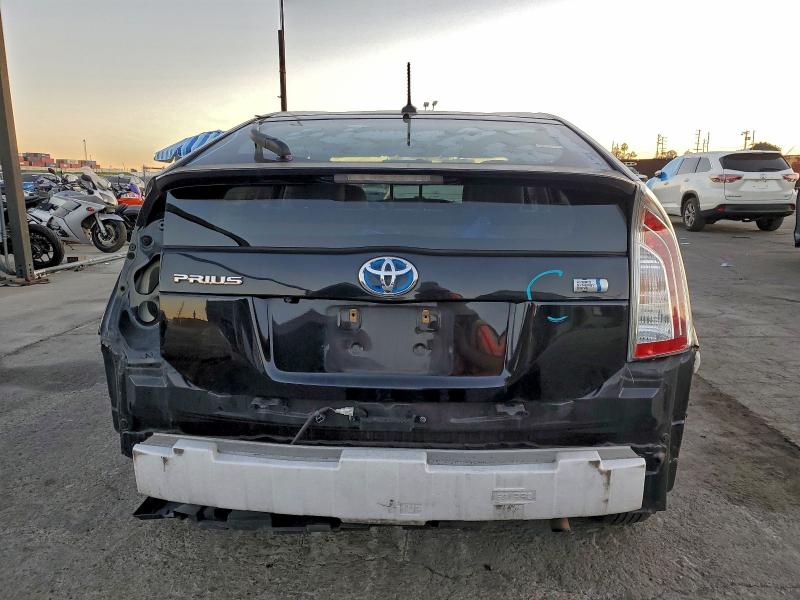 Photo 6 from auction – 2015 TOYOTA PRIUS with VIN JTDKN3DU3F0477359