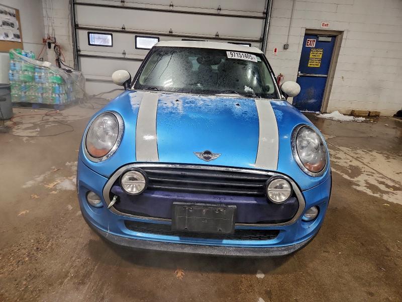Photo 5 from auction – 2016 MINI COOPER with VIN WMWXU1C56G2D09969