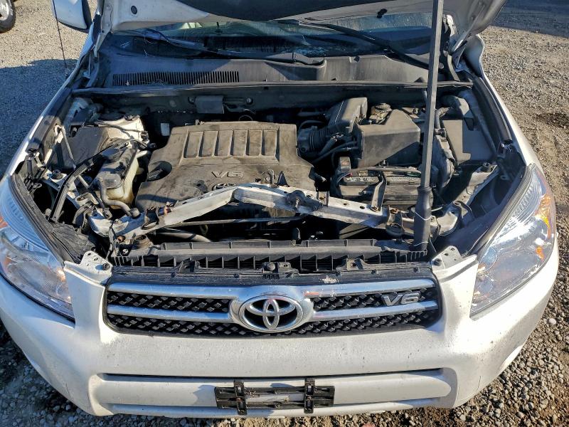 Photo 12 from auction – 2008 TOYOTA RAV4 LIMIT with VIN JTMBK31V885067152