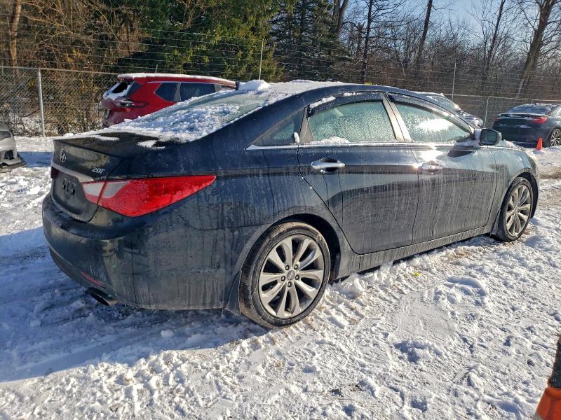 Photo 3 from auction – 2013 HYUNDAI SONATA SE with VIN 5NPEC4AB0DH505095