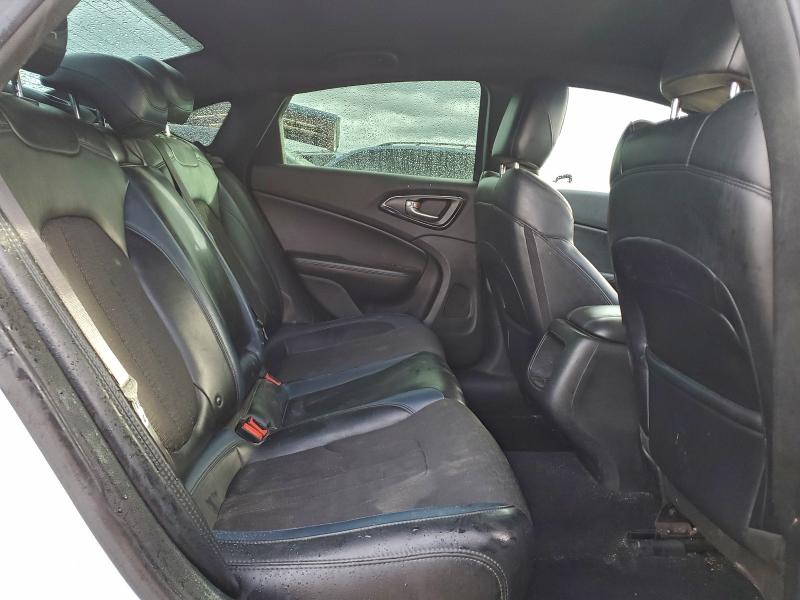 Photo 10 from auction – 2015 CHRYSLER 200 S with VIN 1C3CCCBB8FN670285