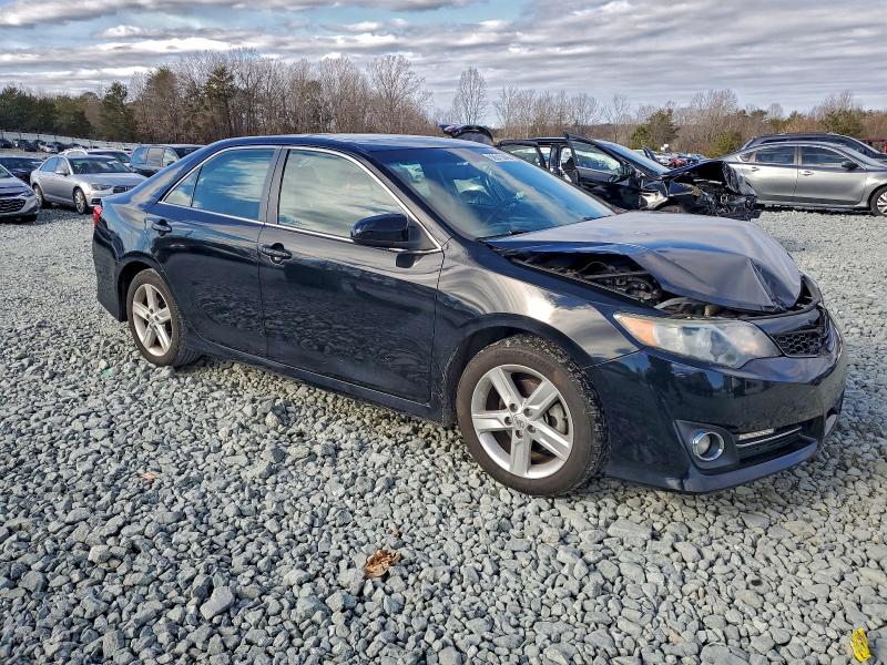 Photo 4 from auction – 2014 TOYOTA CAMRY L with VIN 4T1BF1FK4EU764595