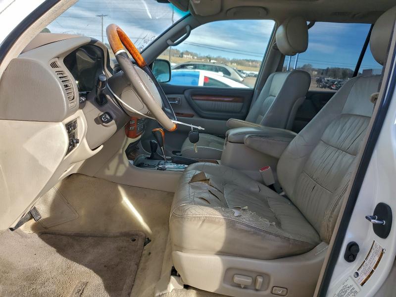 Photo 7 from auction – 2004 LEXUS LX 470 with VIN JTJHT00W743536699
