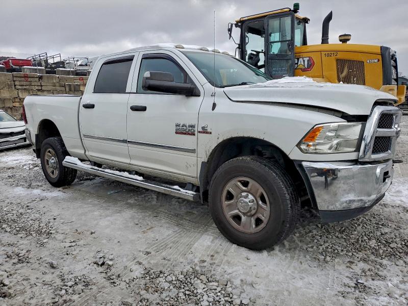 Photo 4 from auction – 2016 RAM 2500 ST with VIN 3C6UR5CL9GG197032