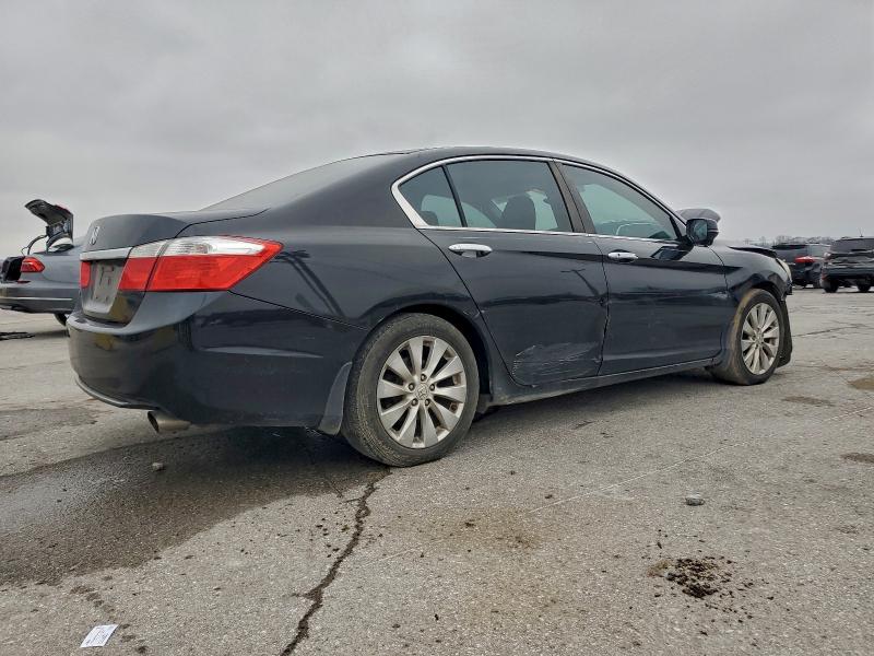 Photo 3 from auction – 2014 HONDA ACCORD with VIN 1HGCR2F71EA258291