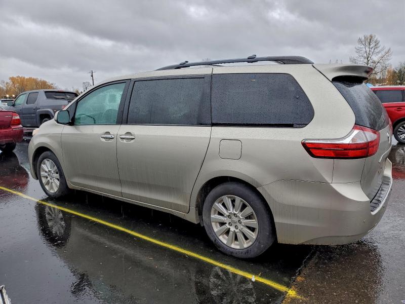 Photo 2 from auction – 2015 TOYOTA SIENNA XLE with VIN 5TDDK3DC6FS097325