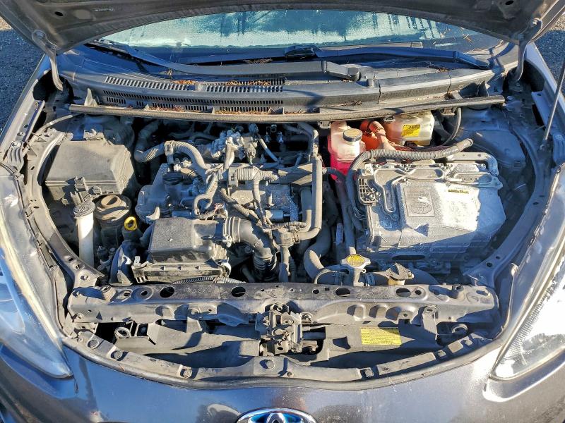 Photo 11 from auction – 2015 TOYOTA PRIUS C with VIN JTDKDTB35F1582055