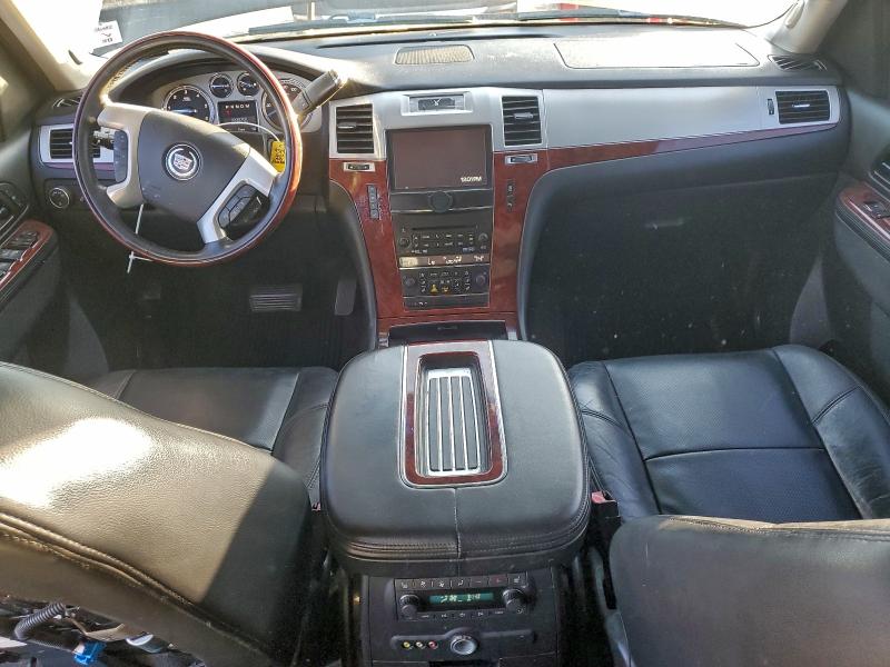Photo 8 from auction – 2012 CADILLAC ESCALADE with VIN 1GYS3BEF9CR283324