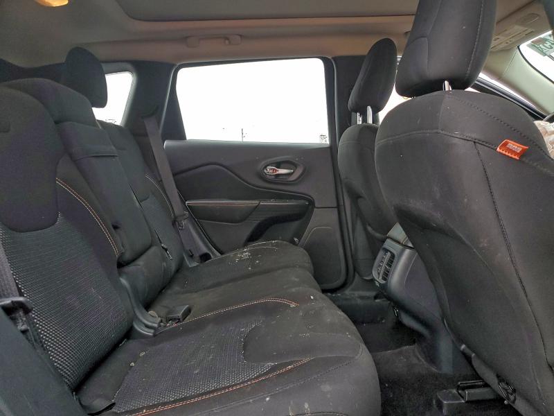 Photo 11 from auction – 2016 JEEP CHEROKEE L with VIN 1C4PJLCB5GW283920