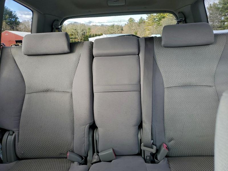 Photo 10 from auction – 2006 TOYOTA HIGHLANDER with VIN JTEDP21A360093147