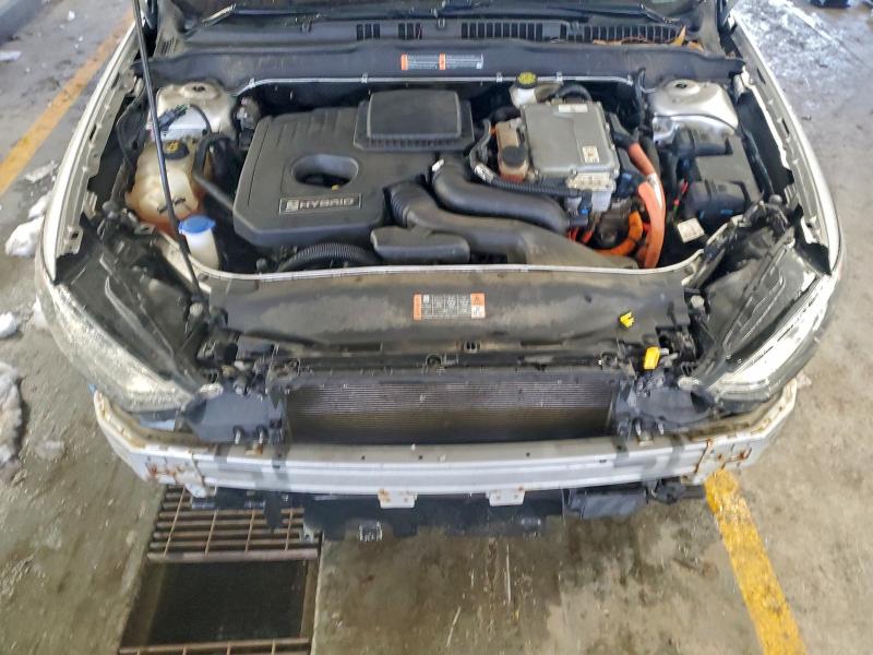 Photo 11 from auction – 2019 FORD FUSION SE with VIN 3FA6P0LU3KR102888