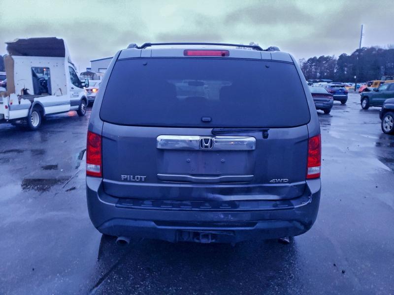 Photo 6 from auction – 2015 HONDA PILOT EXLN with VIN 5FNYF4H73FB037404