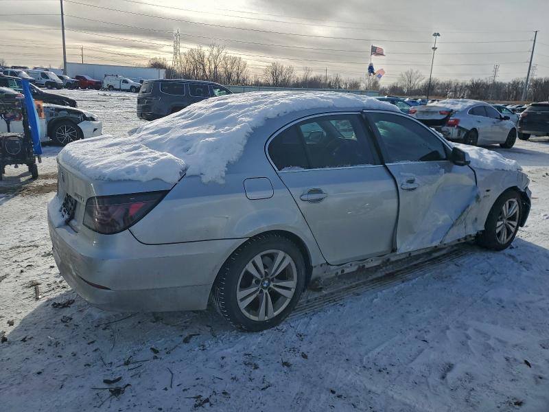 Photo 3 from auction – 2010 BMW 528 XI with VIN WBANV1C58AC444955